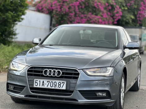 AUDI A4 2013